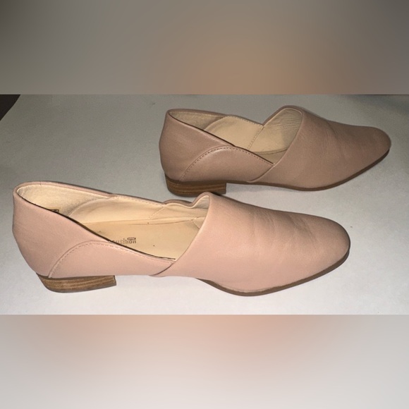 Clarks Shoes - Clarks Shoes Women’s 7.5 M Pure Tone Casual Slip On Loafer Flats Beige Leather